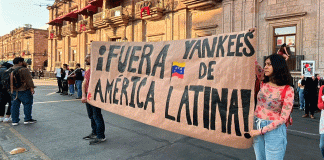 Colectivos en Michoacán se manifestaron contra la intervención de E.U en Venezuela