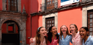 Pijamada en el Museo Franz Mayer: arte, diversión y autocuidado de noche