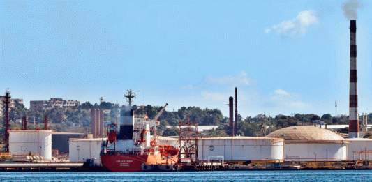 México envía combustible a Cuba para enfrentar apagones masivos