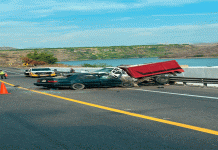 Fatal choque de frente en la autopista Siglo XXI; hay un muerto y tres lesionados
