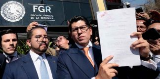 Familia de víctimas denuncia ante la FGR a contratistas por descarrilamiento del Tren Interoceánico