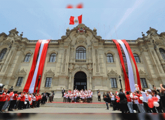 Perú cumple tres años bajo un nuevo modelo de gobierno en medio de balance político