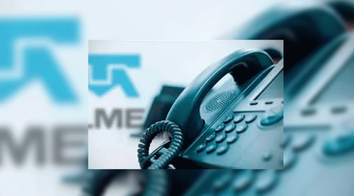 Regulación frena retiro de teléfonos públicos obsoletos de Telmex en todo el país