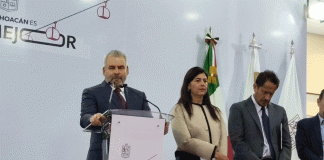 Delicado pero estable el comunicador herido en Uruapan: Bedolla