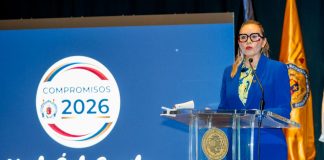 A doblar el paso convoca Yarabí Ávila al funcionariado nicolaita; Gabinete cierra filas con la rectora