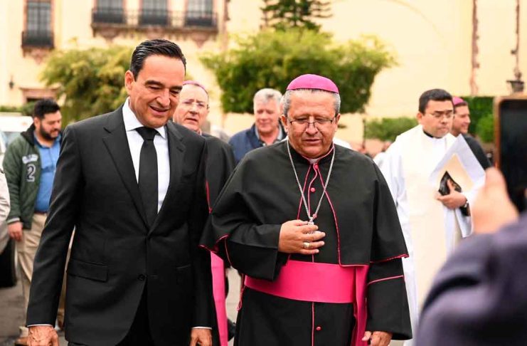 Carlos Soto acompañó a Mons. Joel Ocampo Gorostieta en su toma de posesión como Obispo de Zamora