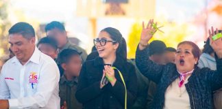 Inaugura Yohana Mendoza techumbre en telesecundaria de Las Puentes; crece la infraestructura educativa en Ario