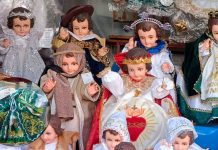 Vestir al Niño Dios, la tradición católica del 2 de febrero que mantienen viva los comerciantes del Mercado Independencia