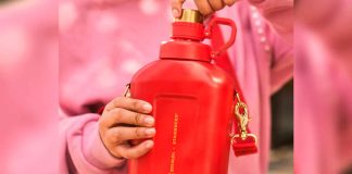 Starbucks México presenta cantimplora roja exclusiva para miembros Rewards Gold