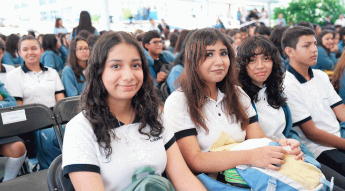 Hoy, último día para registrarse en la Universidad Rosario Castellanos