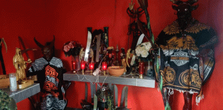 Hallan altar satánico y sala de cine en rancho de presunto líder criminal en Michoacán