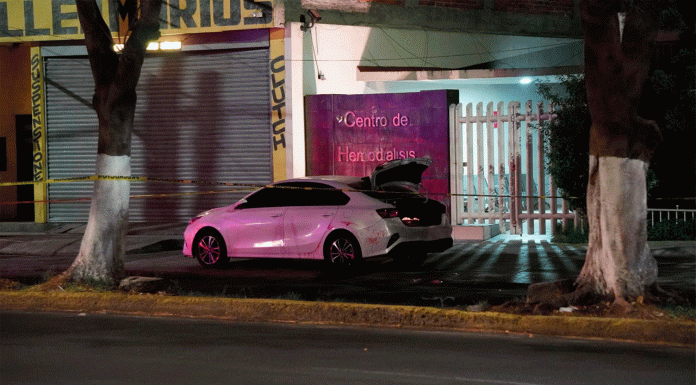 Aseguran vehículo presuntamente usado en ataque contra policías de Zamora