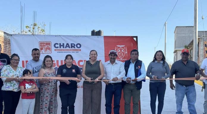 “Obras que transforman vidas”: inauguran pavimentación en Charo