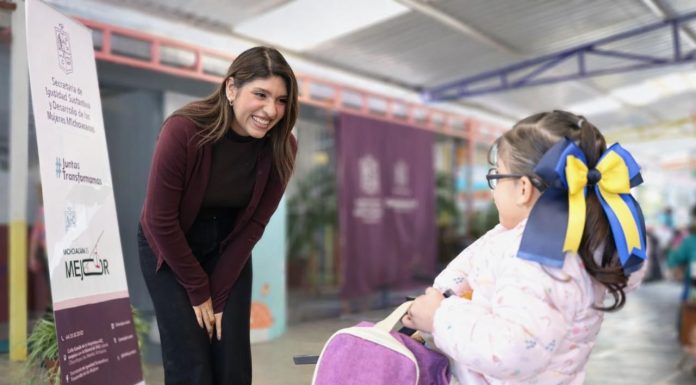 ¿Conoces a una niña curiosa, valiente, creativa y solidaria? Postúlala a la Presea Eréndira