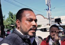 Analiza CNTE presentar denuncia por quema de camión en Aguililla