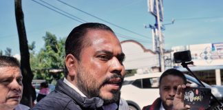 Analiza CNTE presentar denuncia por quema de camión en Aguililla