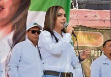 Alcaldesa de Aguililla solicita apoyo para reemplazar 8 unidades afectadas por hechos violentos