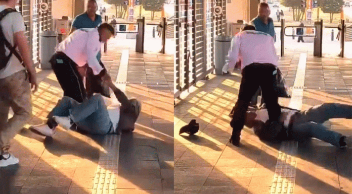 #VIDEO/ Guardia de seguridad agrede a adulto mayor en estación del Mexibús Línea 4 en Tecámac