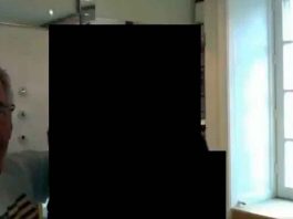 #VIDEO// Nuevo video de Jeffrey Epstein exhibe humillante “presentación” de una joven ante la cámara