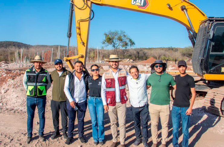 Alexis Velázquez da seguimiento al programa “Viviendas para el Bienestar” en Huandacareo