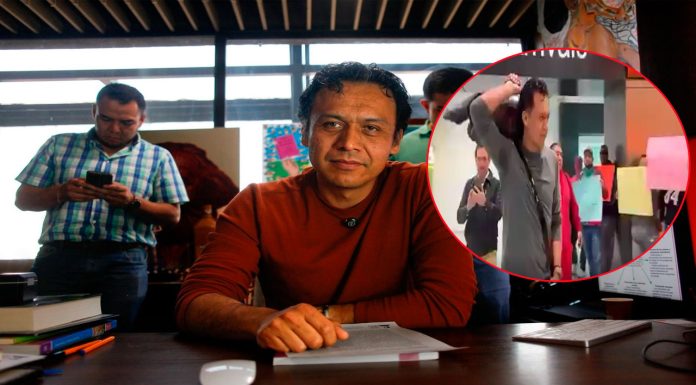 #VIDEO || “Los libros no son tuyos”: abuchean a Marx Arriaga al llegar a Ciudad Juárez tras su salida de la SEP