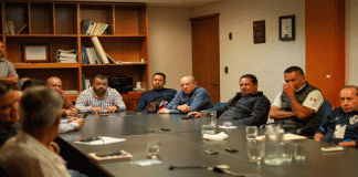 Adolfo Torres fortalece diálogo con transportistas y acuerda acciones en favor del servicio hídrico