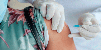 La vacuna que deja cicatriz en el brazo derecho y por qué ocurre