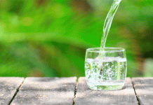 Hidratación inteligente: la cantidad de agua que necesitas según tu edad