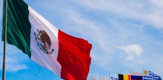 ¡ORGULLO MEXICANO! La bandera de México destaca entre las más hermosas del mundo