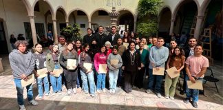 Moisés Navarro impulsa la educación superior con nuevas becas