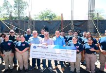 Carlos Soto entregó rehabilitación de techumbre en la Unidad Deportiva El Chamizal