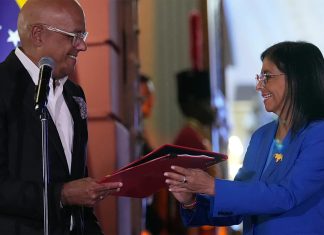 ¡GIRO HISTÓRICO! Venezuela aprueba ley para liberar a presos políticos