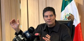 Alfonso Martínez analiza desincorporación de predios municipales para realizar acciones federales