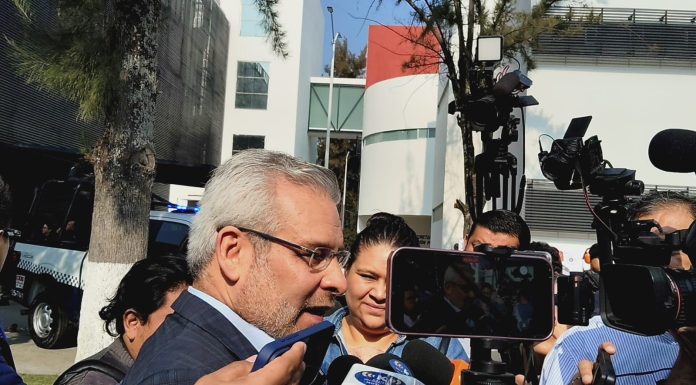 Desincorporación de bienes se politizó y generó “fuego amigo”: Bedolla