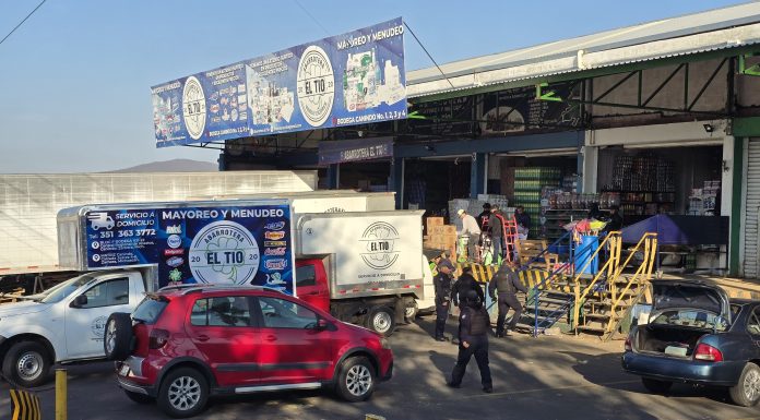 Empleado de abarrotera es b4le4do al resistirse a asalto