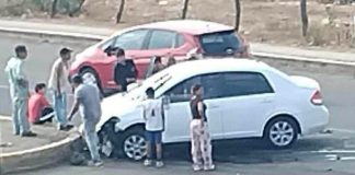 Ocurre choque entre dos vehículos al sur de Morelia