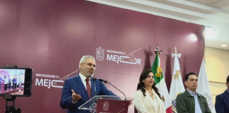 Más de 300 “maestros aviadores” en Michoacán, incluidos diputados y alcaldes: Bedolla