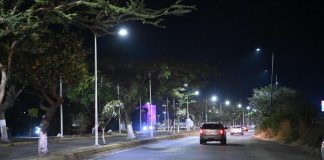 Carlos Soto entregó obras de alumbrado público en Virrey de Mendoza y Cerrito de Catipuato