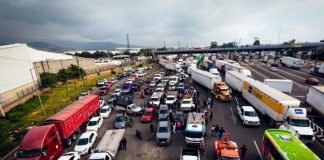 Transportistas anuncian paro nacional tras vacaciones de Semana Santa