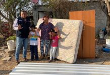 Fuera Tiliches devuelve esperanza a familia afectada por incendio: JC Barragán