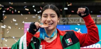 Alumna del Cecytem hace historia y gana medalla mundial de boxeo