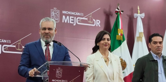 Aspirantes candidatos de Morena no harán precampaña ni dejarán su cargo: Bedolla