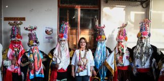Fabiola Alanís acompaña inauguración de la Feria del Geranio y fortalece diálogo con liderazgos de la región