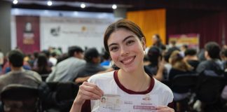 Primer depósito de la Beca Gertrudis Bocanegra ya está en tu cuenta; 1,900 pesos para tu transporte