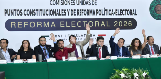 Reforma electoral de Sheinbaum sigue avanzando pero con la oposición en contra.