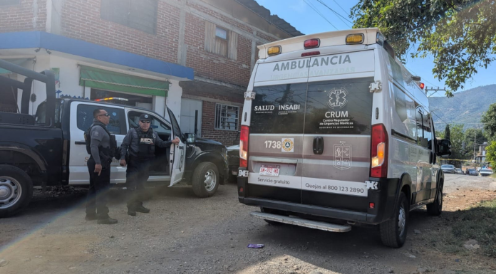 Grave masculino, tras ser baleado en vivienda de la colonia San Rafael de Uruapan