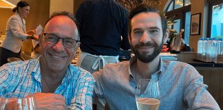 Demandan a la empresa Google por presunta relación entre su inteligencia artificial Gemini y el suicidio de un usuario