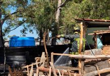 Arde vivienda de madera en la colonia irregular El Polvorín, al poniente de Morelia