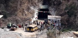 Rescatan con vida a minero michoacano atrapado en la Mina Santa Fe, en Sinaloa