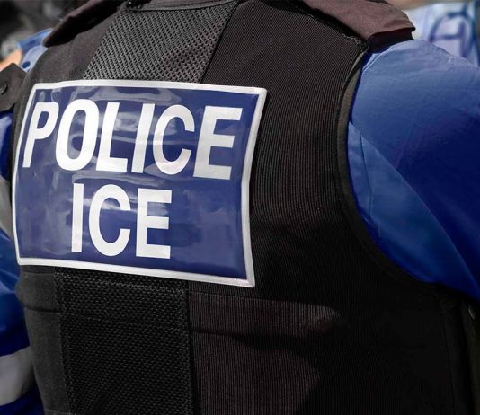 ICE se revictimiza por mexicano que murió bajo su custodia; familiares exigen justicia